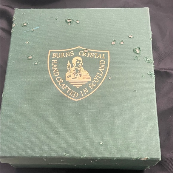 Burns Crystal hand crafted in Scotland wine glasses made for the Cunard Caronia - Picture 9 of 14